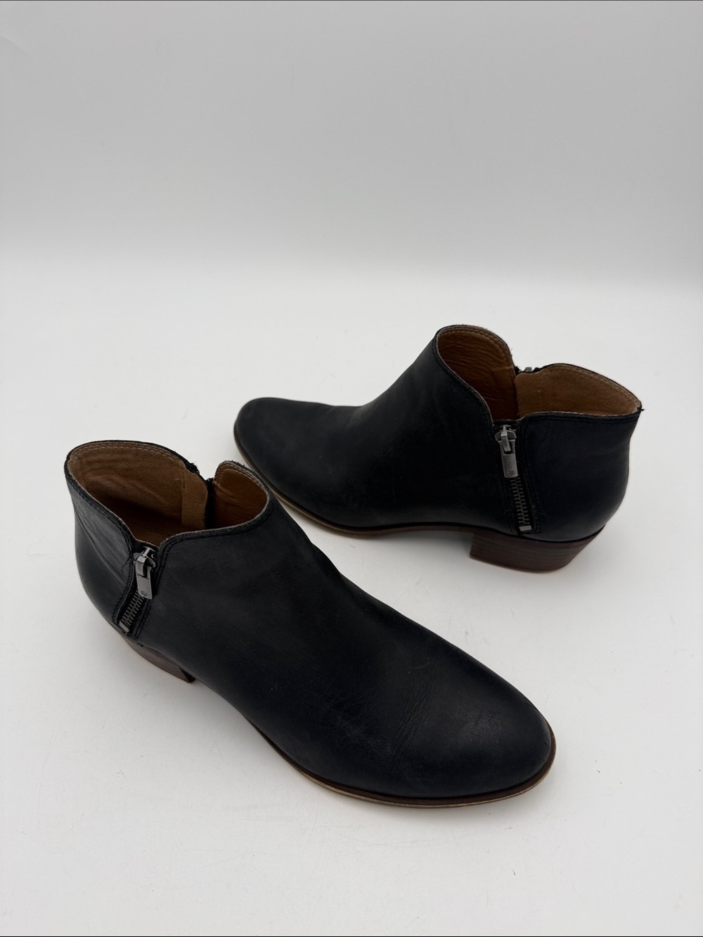 Lucky Black Leather Chukka Ankle Boots with Side Zips women 8.5M casual retro